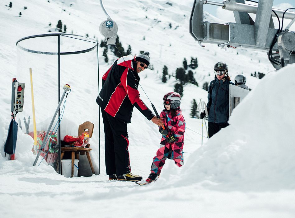 Winter_skifahren_Hochzeiger2.5(c)RudiWyhlidal