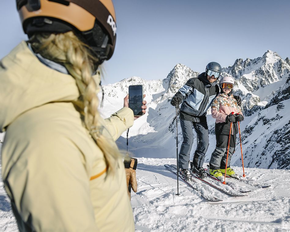 hochzeiger-winter-familie-05-crudiwyhlidal-1